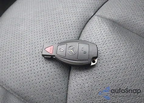 2006 Mercedes-Benz E 350 z USA, uszkodzony, nr VIN WDBUH56JX6A825472